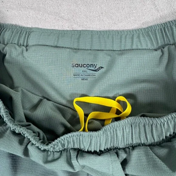 Saucony Running Shorts Mens XXL Sage Green Excellent 7 Inch Inseam Lined Pocket - Picture 3 of 13
